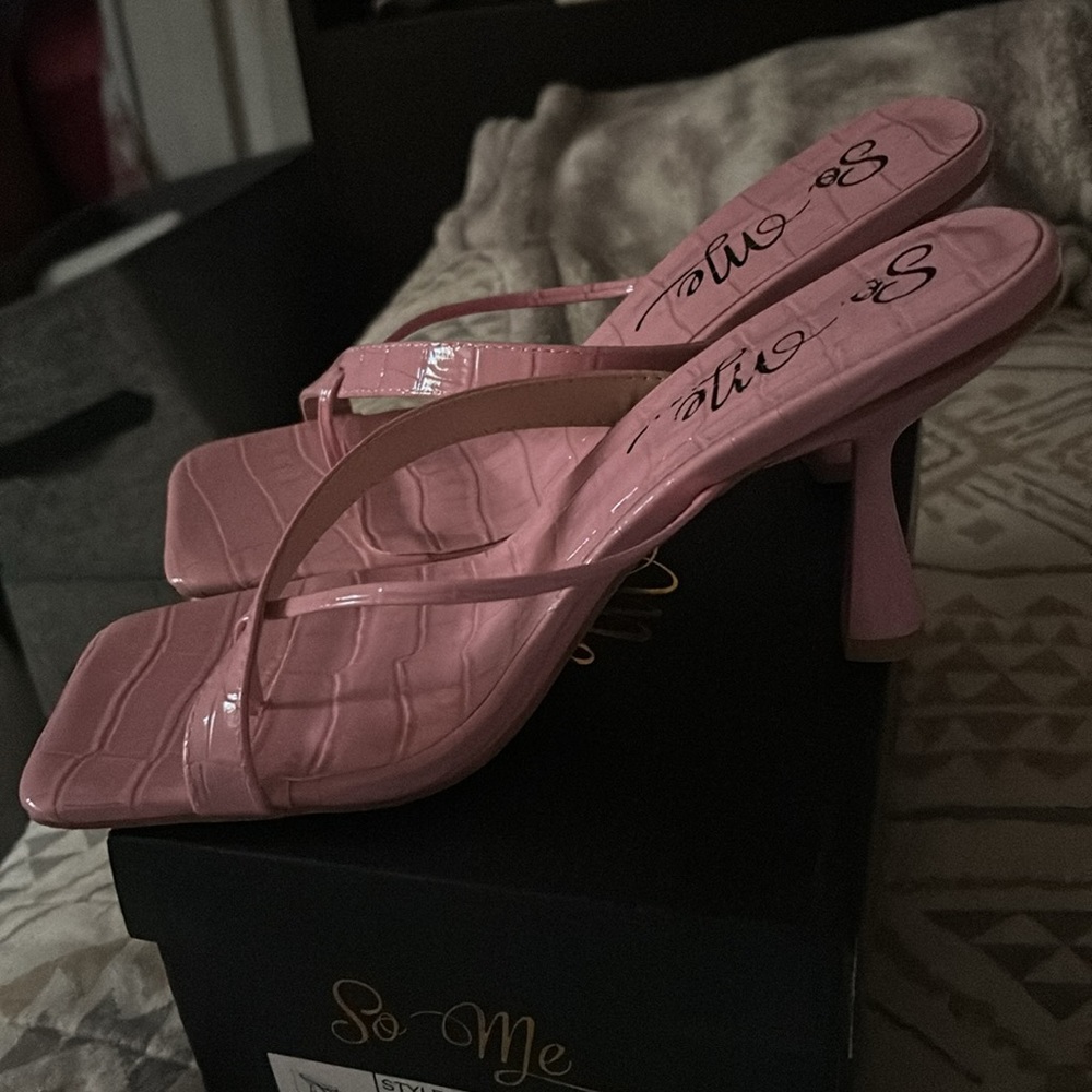 Pink heels - Picture 7 of 14